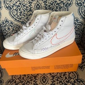 Women’s Nike Mid Blazers